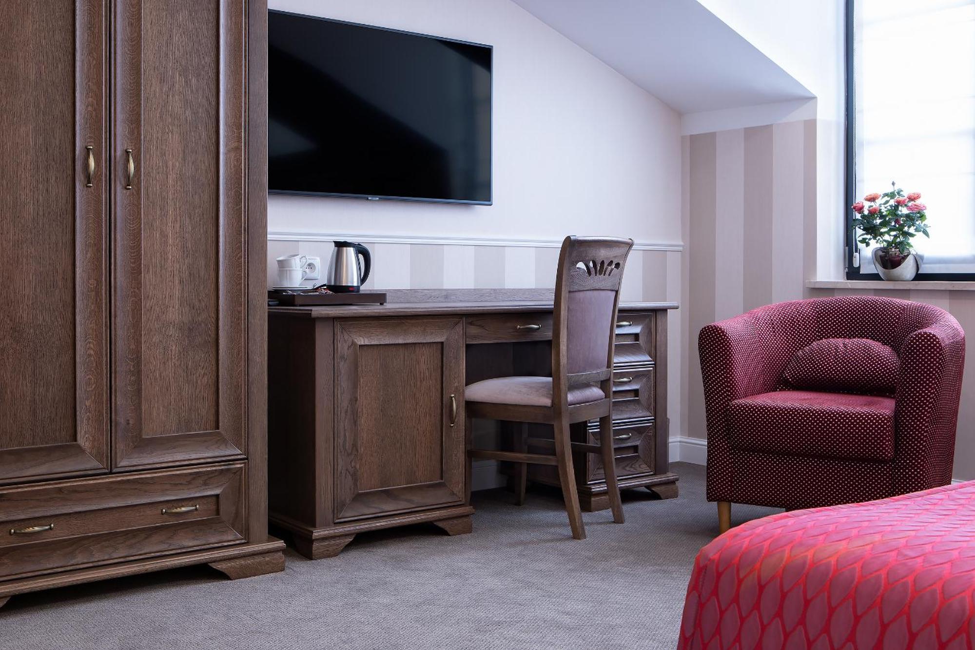 Boutique Odyseja & Spa Цехоцинек Экстерьер фото